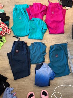 5 Pairs of Koi Lite Scrubs for $100