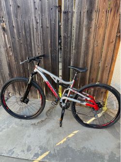 Diamondback Recoil 29 inch bike