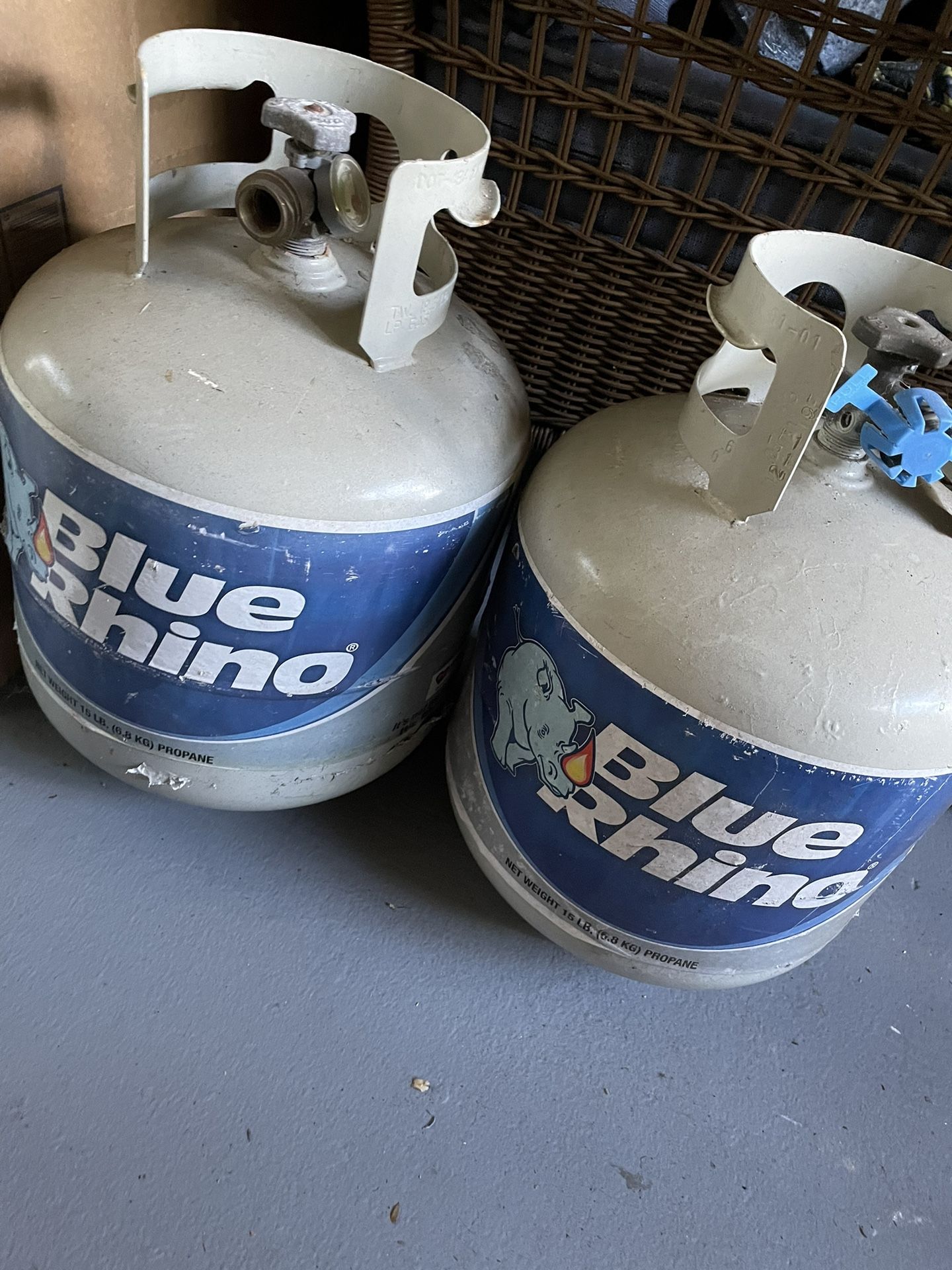 Empty Propane Tanks No Rust for Sale in Boynton Beach, FL OfferUp