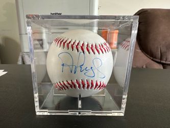 ALBERT PUJOLS SIGNED ST LOUIS CARDINALS AUTOGRAPHED BASEBALL W/CUBE & COA - 941