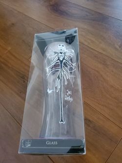 Sally and Jack Skelleton 24OZ glasses