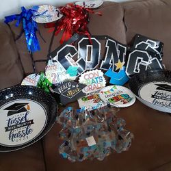 2022 Graduation Decorations 