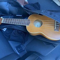 Mitchell MU40 Ukulele Natural