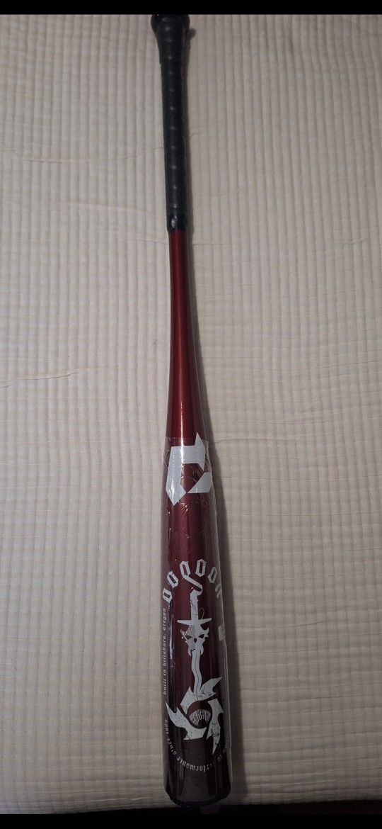 DeMarini Voodoo One BBCOR Bat 2025 33" Drop3 for Sale in Los Angeles