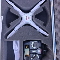 Drone With Camara  And Case/ Needs Charger 