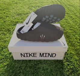 Nike Mind Clog Slides with Tags