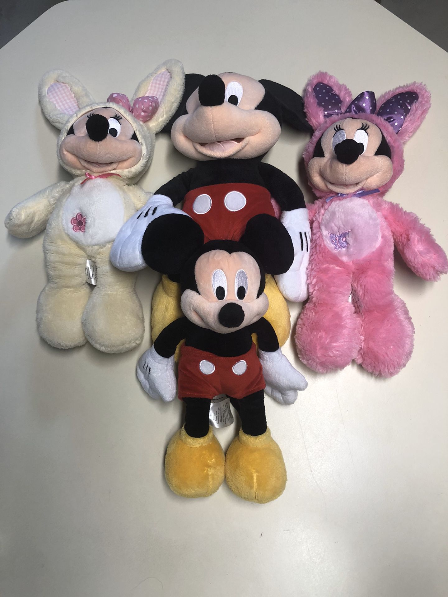 Autenthic Disney Mickey and Minnie Mouse Plush Stuffed animals