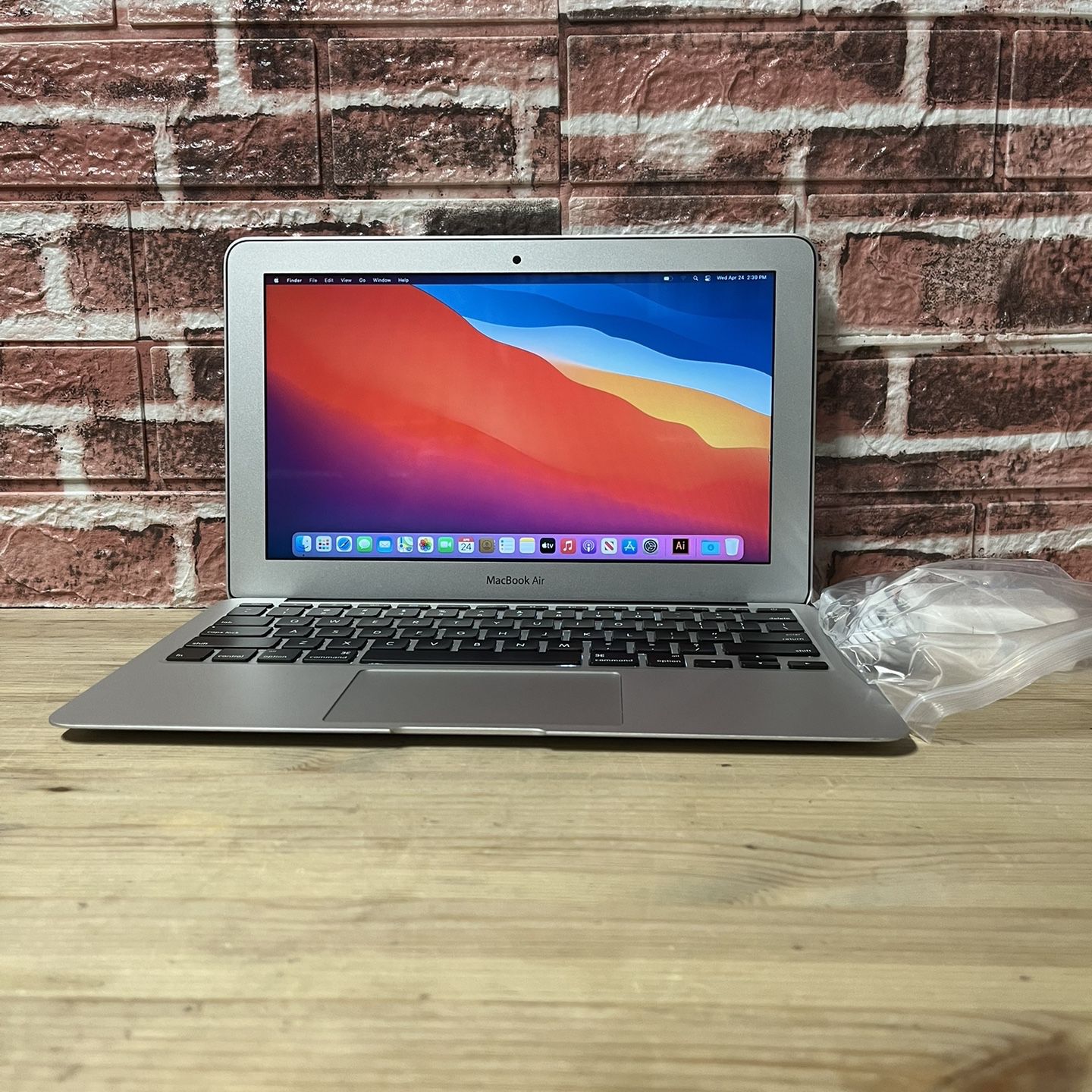 MacBook Air Laptop In Flawless Working Condition