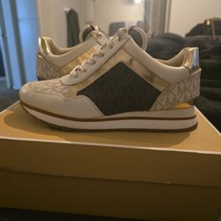 MK Shoe's 