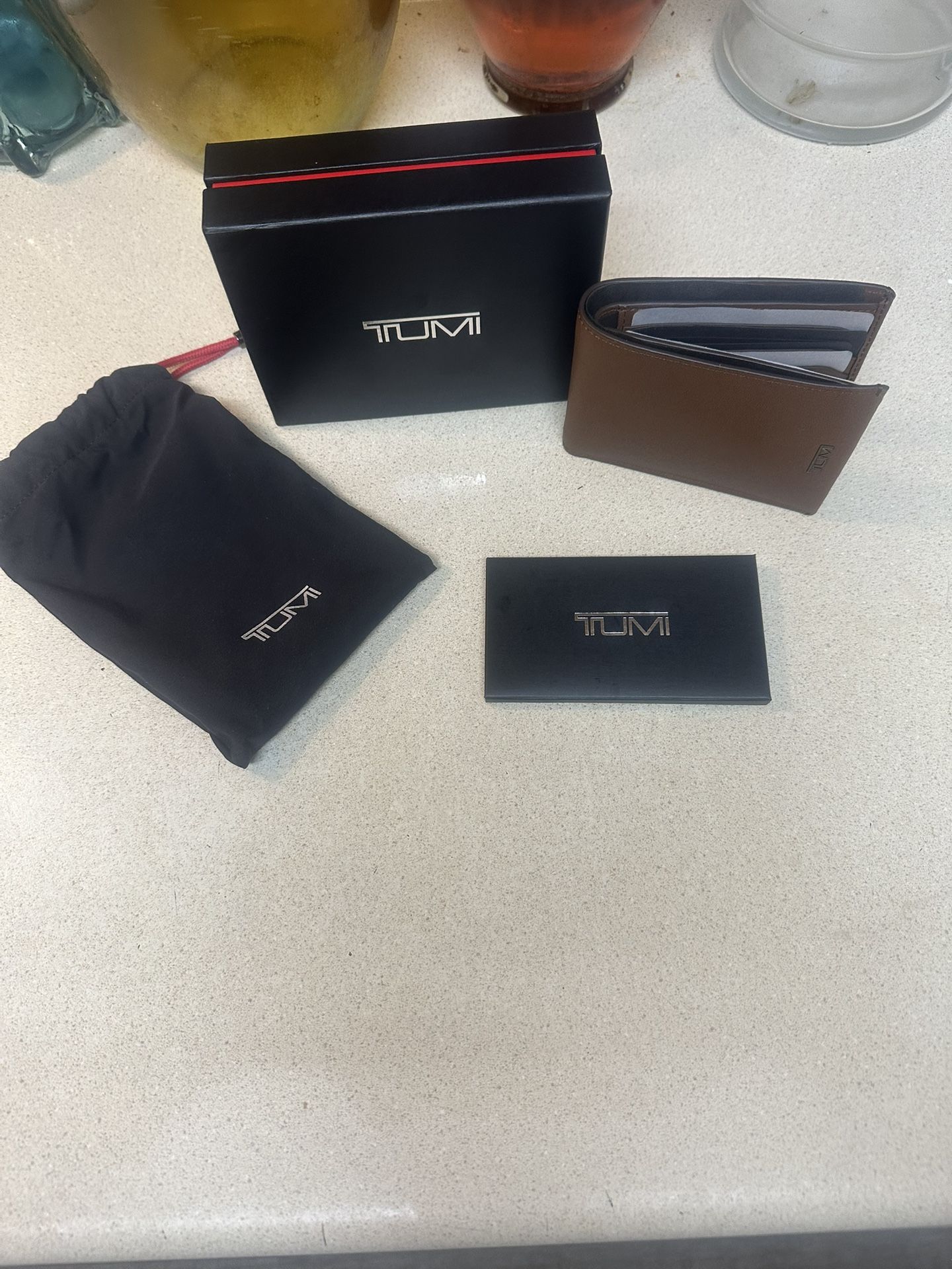 Tumi Mens Nassau Double Billfold Wallet Leather Cognac: BRAND