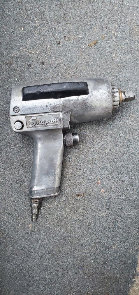 Snap on impact driver