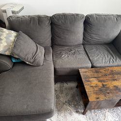 Modern Gray Sectional Couch with Chaise – Clean & Comfortable