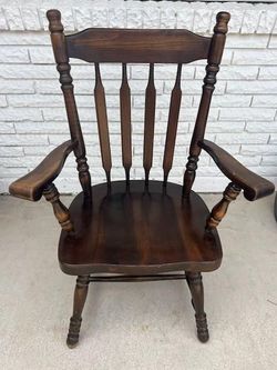 Ethan Allen old tavern pine catkin armchair model 12-6011