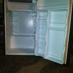 Mini Fridge