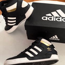 Adidas Mids Youth Boys Size 3