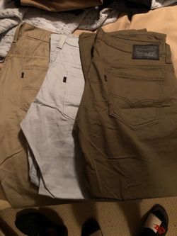 Levi pants 33/30