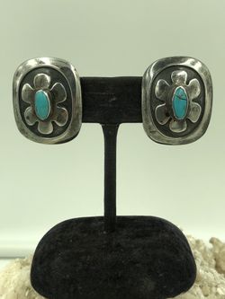 Vintage 925 Sterling Silver Flower Turquoise Clip Earrings