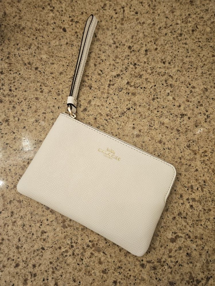 New COACH Wallet