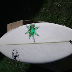 5' 6" Surfboard by Soul Stix - $120