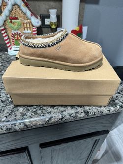UGG Tasman Slipper