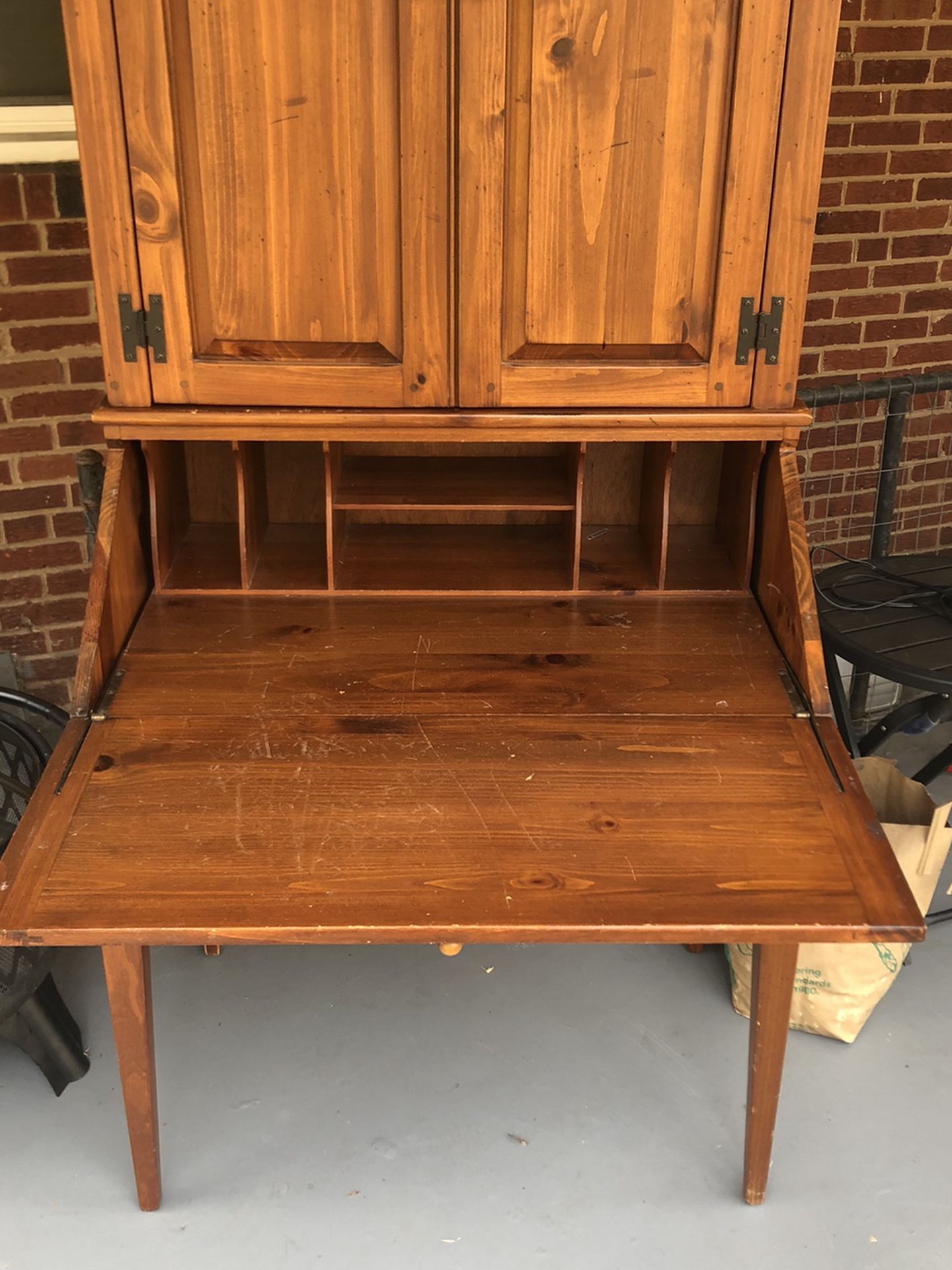 Ethan Allen Secretary With Cabinet