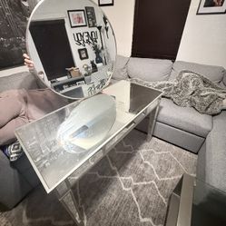 Vanity Mirror Table And Round Table 