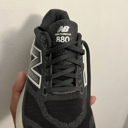 Fresh Foamx 880 V15 Women Size 9 No Insoles!