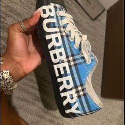 Authentic Burberry Size 40 