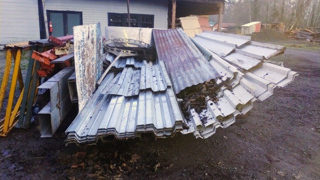 mixed Lot Of metal roofing And Scaffolding Steel PCs