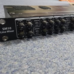 Samson SM10 Line Mixer
