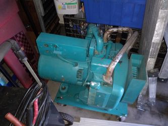 Onan GenSet 4000 Watt RV Gas Generator 4.0 kW Runs Strong