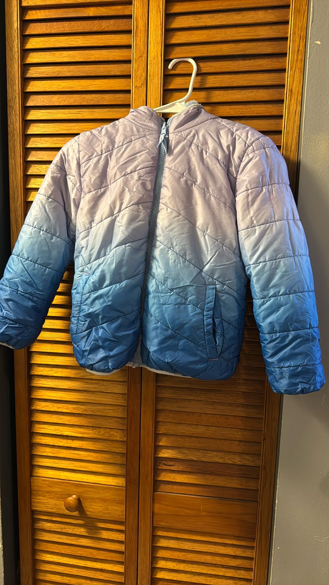 Girls Winter Jacket -small 7/8 By Eddie Bauer