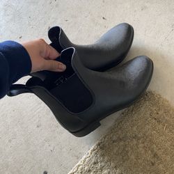 Black Rainboots size 7