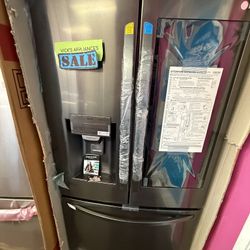 REFRIGERATOR 