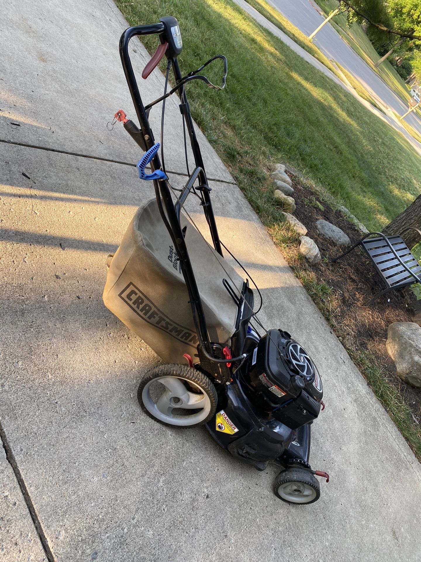 Craftsman lawn mower with mulch bag