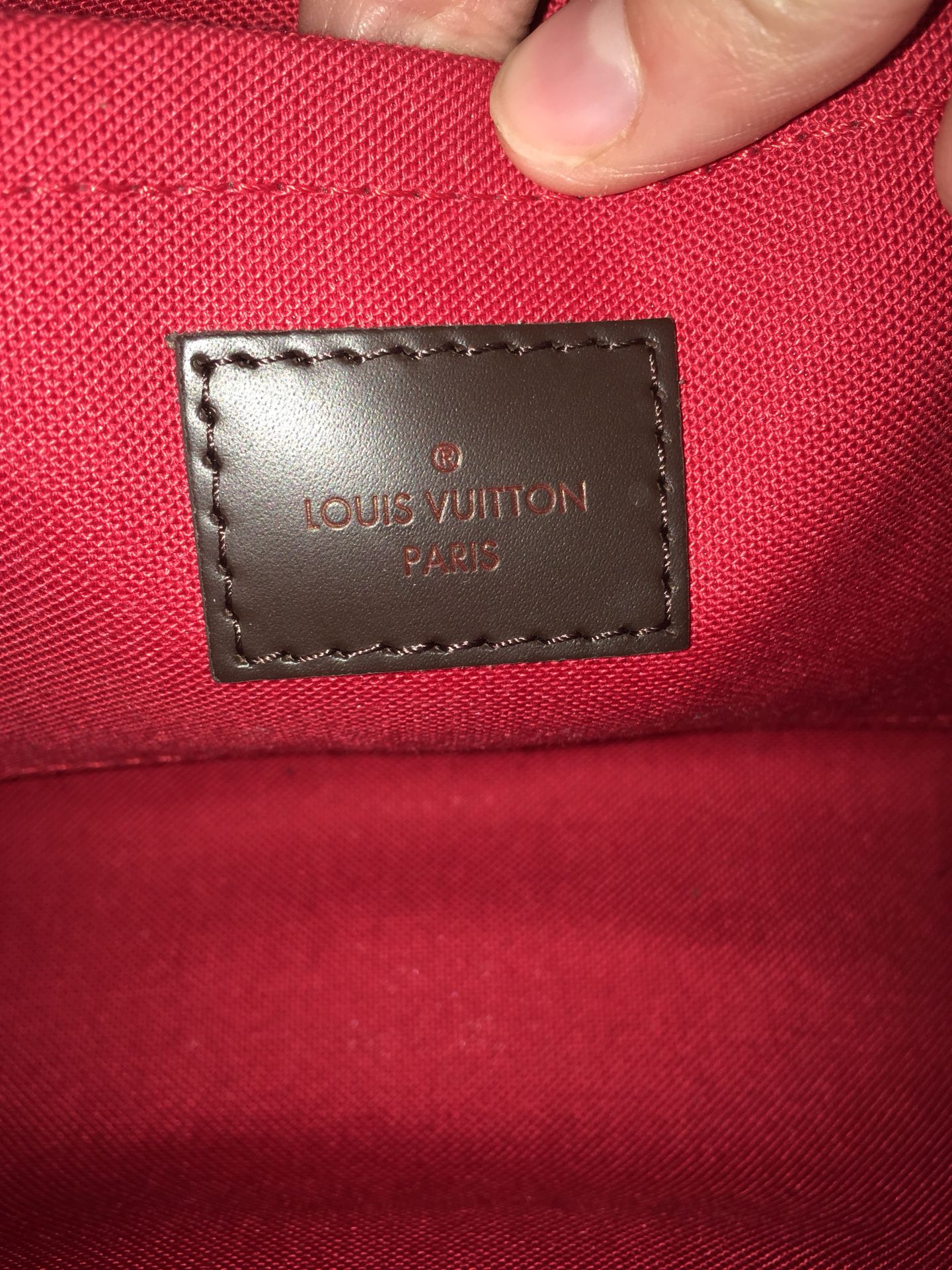 Louis Vuitton Favorite MM Damier Ebene for Sale in Riverside, CA