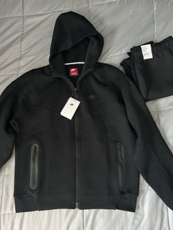 nike tech XL