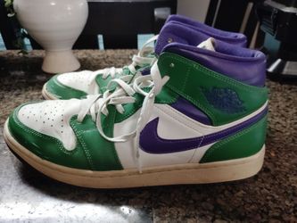 Air Jordan 1 Mid Rise Shoes Excellent Condition Size 10