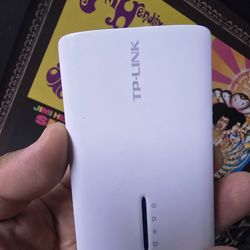 TP-LINK 3G/4G Wireless N150 Portable Router - AP/WISP (TL-MR3040). Fully Working