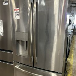 32” Inch French Door Fridge - Preowned