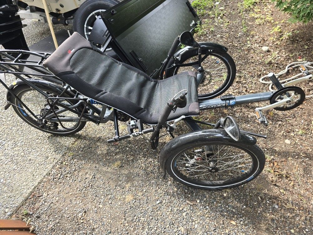 HP Velotechnic Scorpuon Folding Recumbent Trike