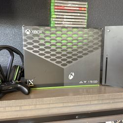  ⸻  🎮 Xbox One X Bundle – 1TB Console + Turtle Beach Headset + Controller + 1 Game of Your Choic