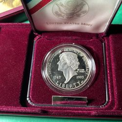 Under Melt.1993 US Silver Dollar Coin.