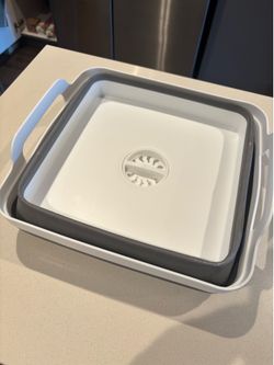 Ozark Trail Plastic and Silicone Collapsible Camping Sink