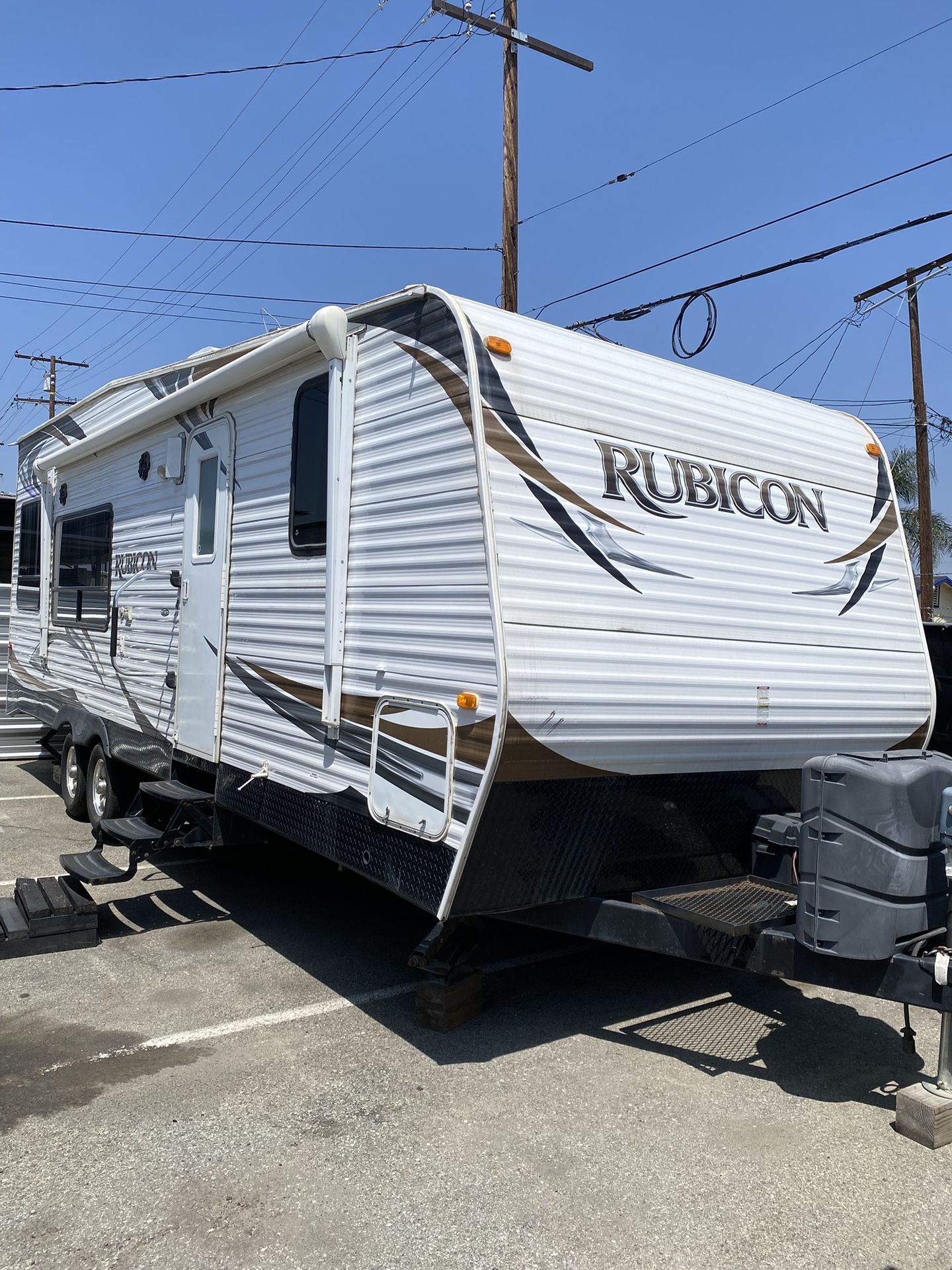 2014 Dutchmen Rubicon R2600