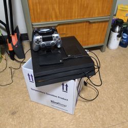 PlayStation 4 Pro  w/2controllers & 2 Terabyte Harddrive