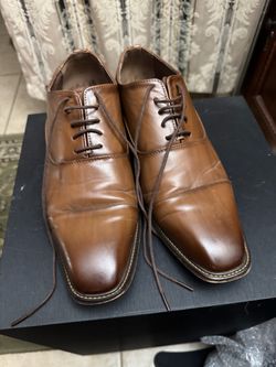 Men’s 9.5 shoe