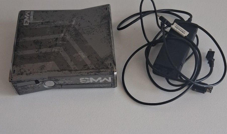 Xbox 360 Modern Warfare Edition