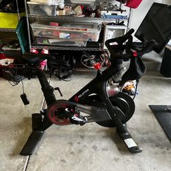 Gen 3 Peloton Bike for Sale in Encinitas CA OfferUp
