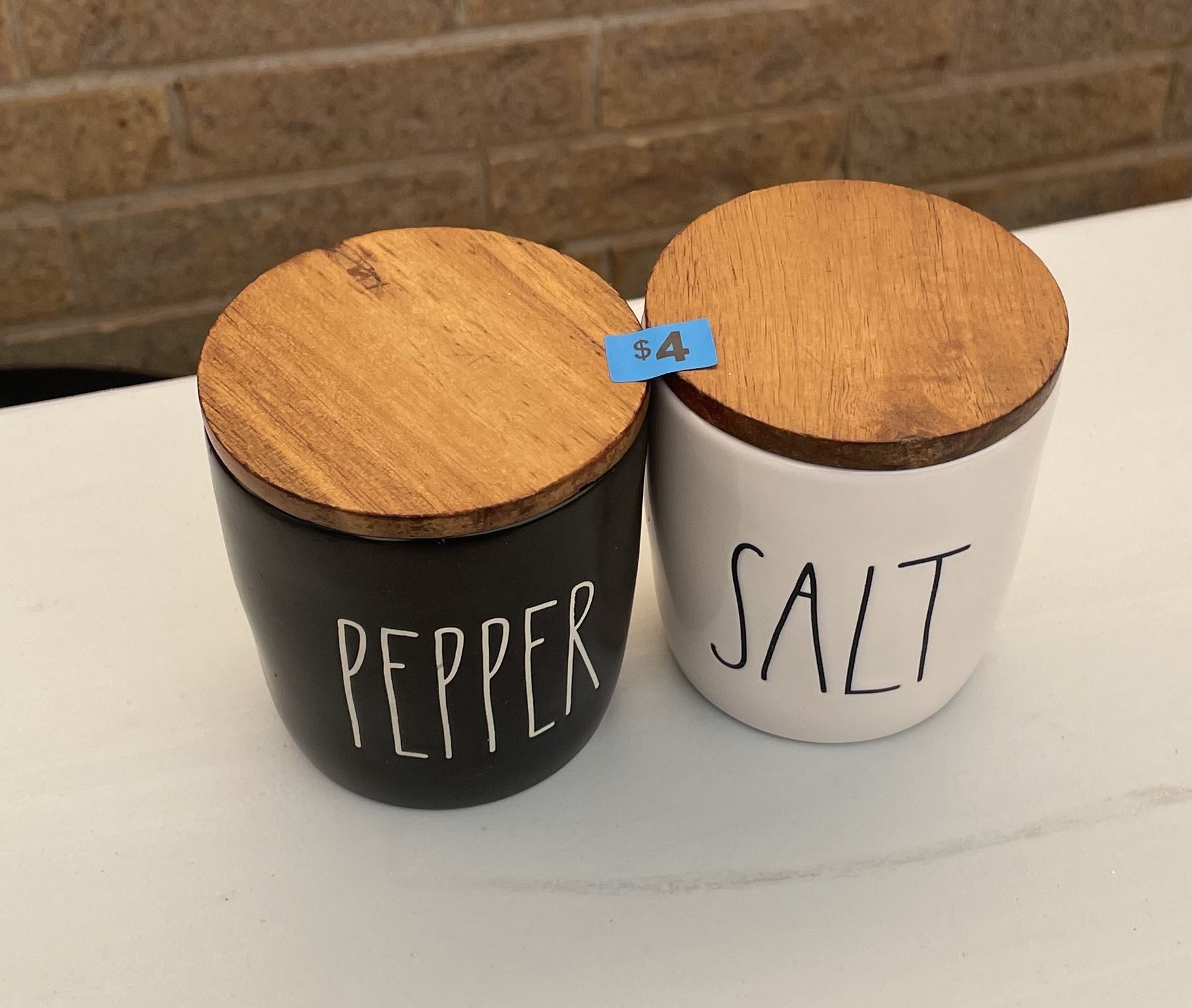 Rae Dunn Salt And Pepper Holder